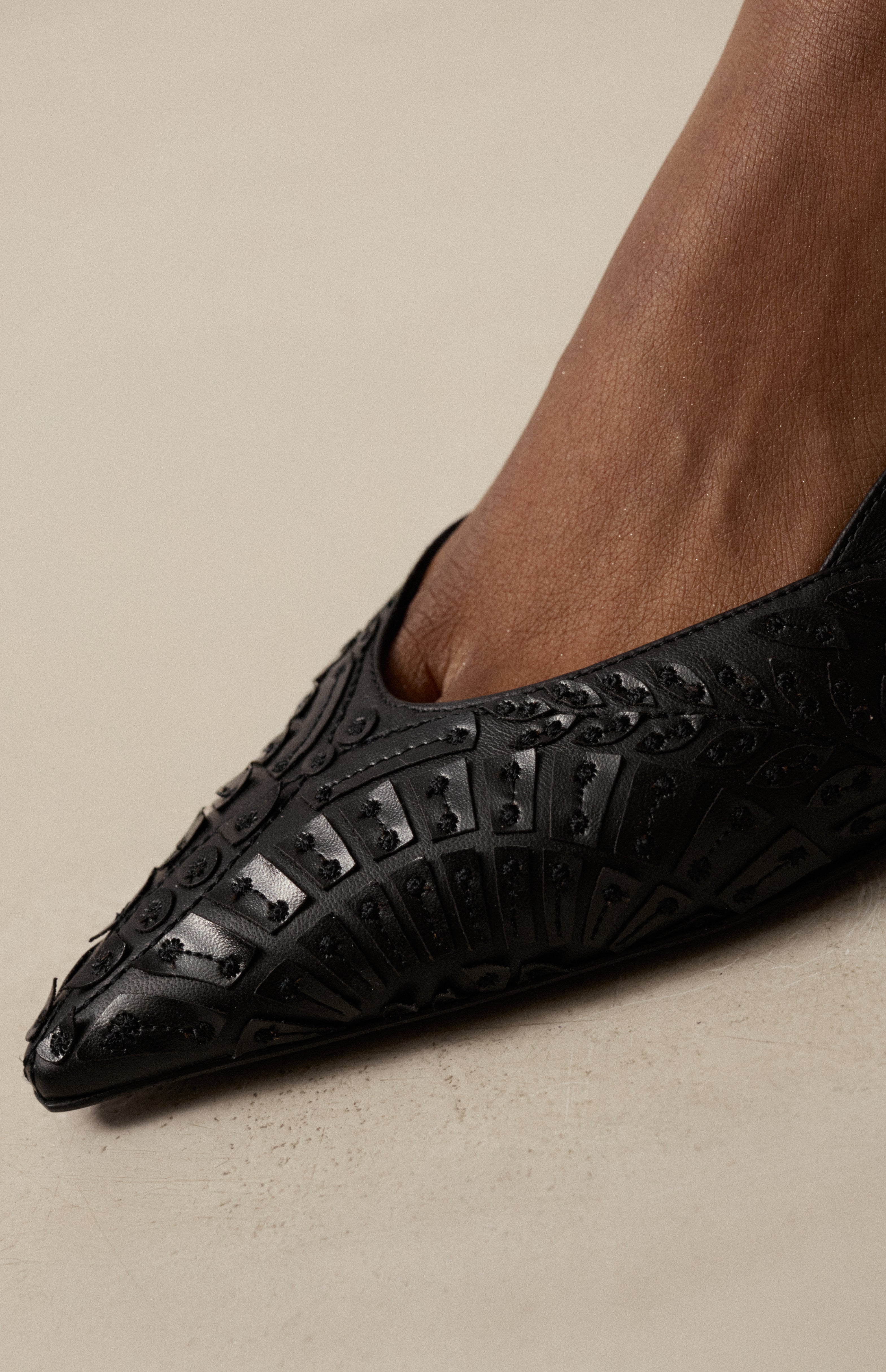 OPHELIA DEEP BLACK