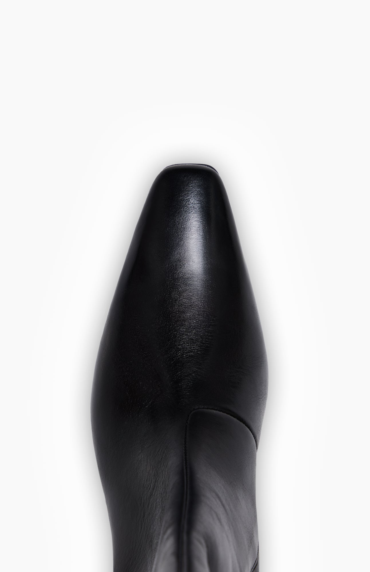 DYLAN DEEP BLACK