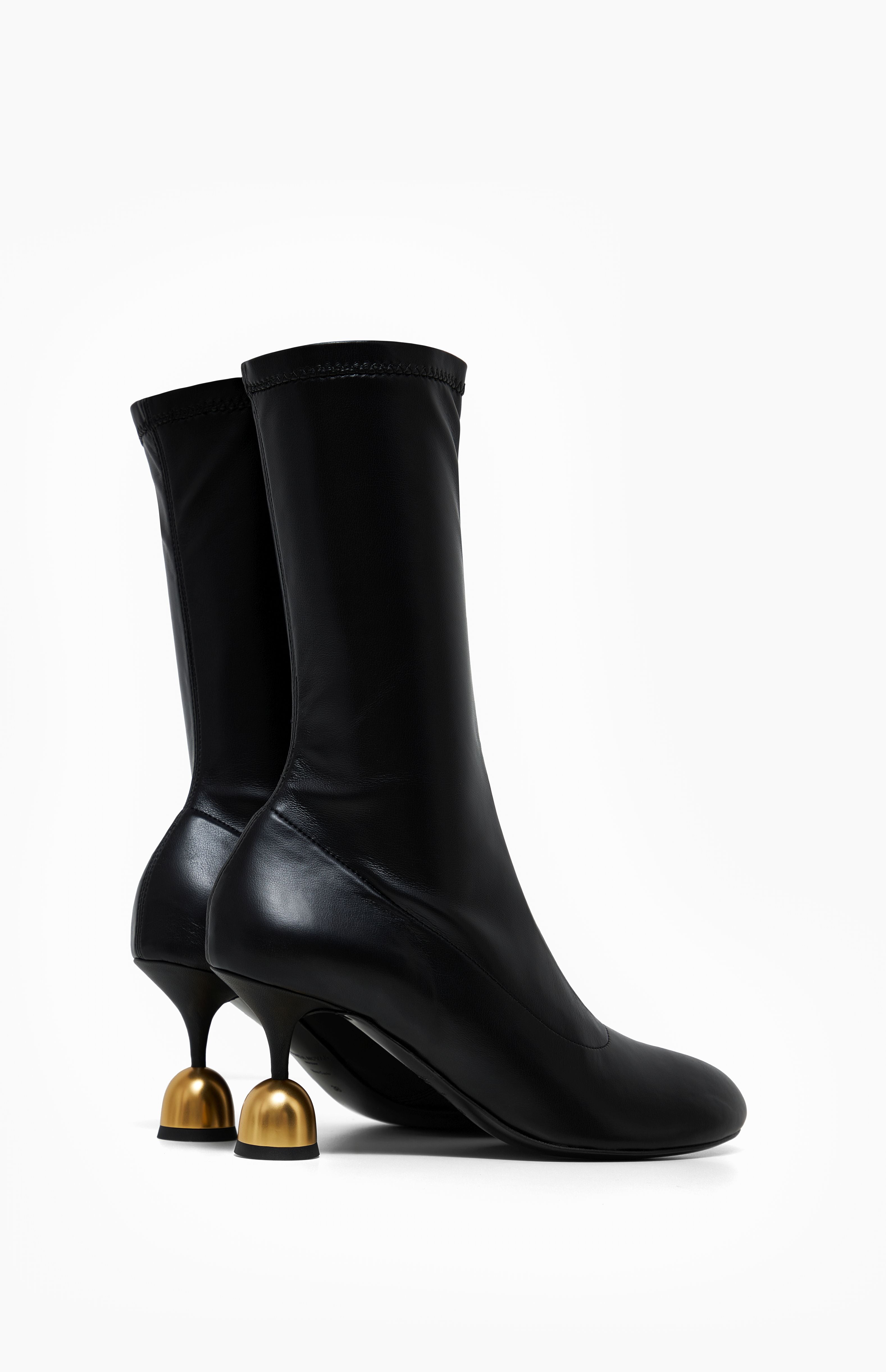 CAROLE DEEP BLACK