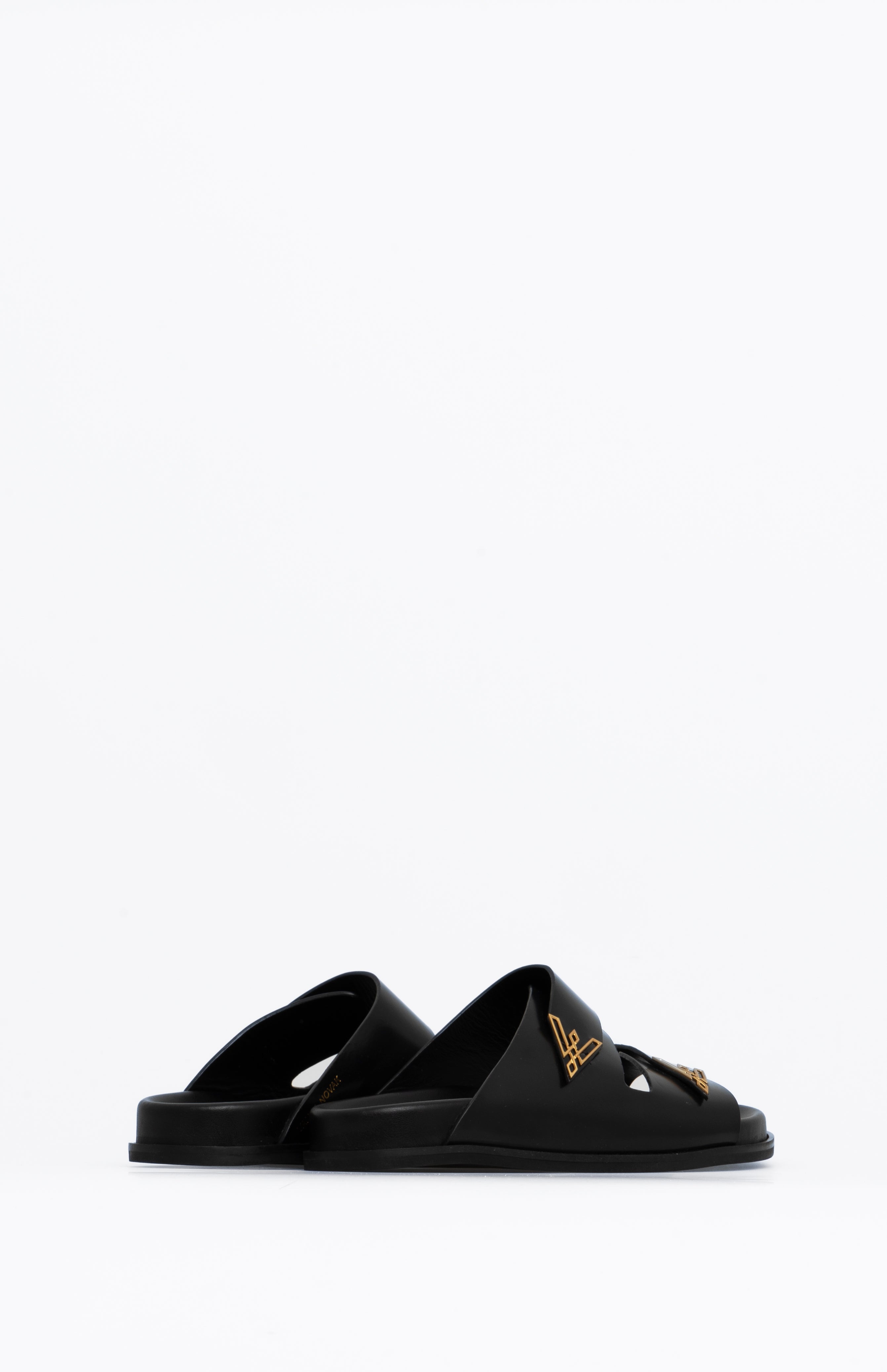 SANDY CRISTAL BLACK