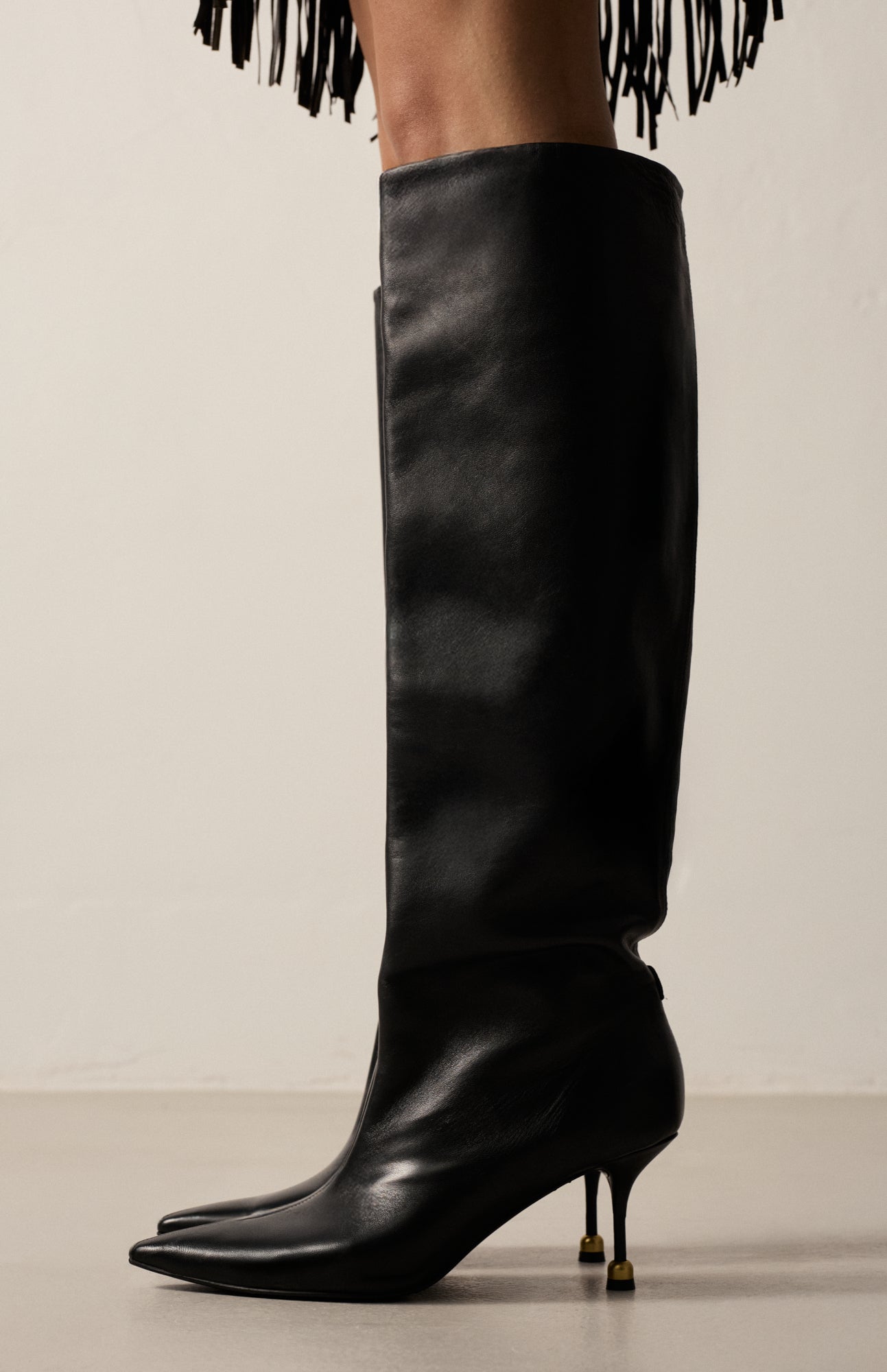 KAJA DEEP BLACK