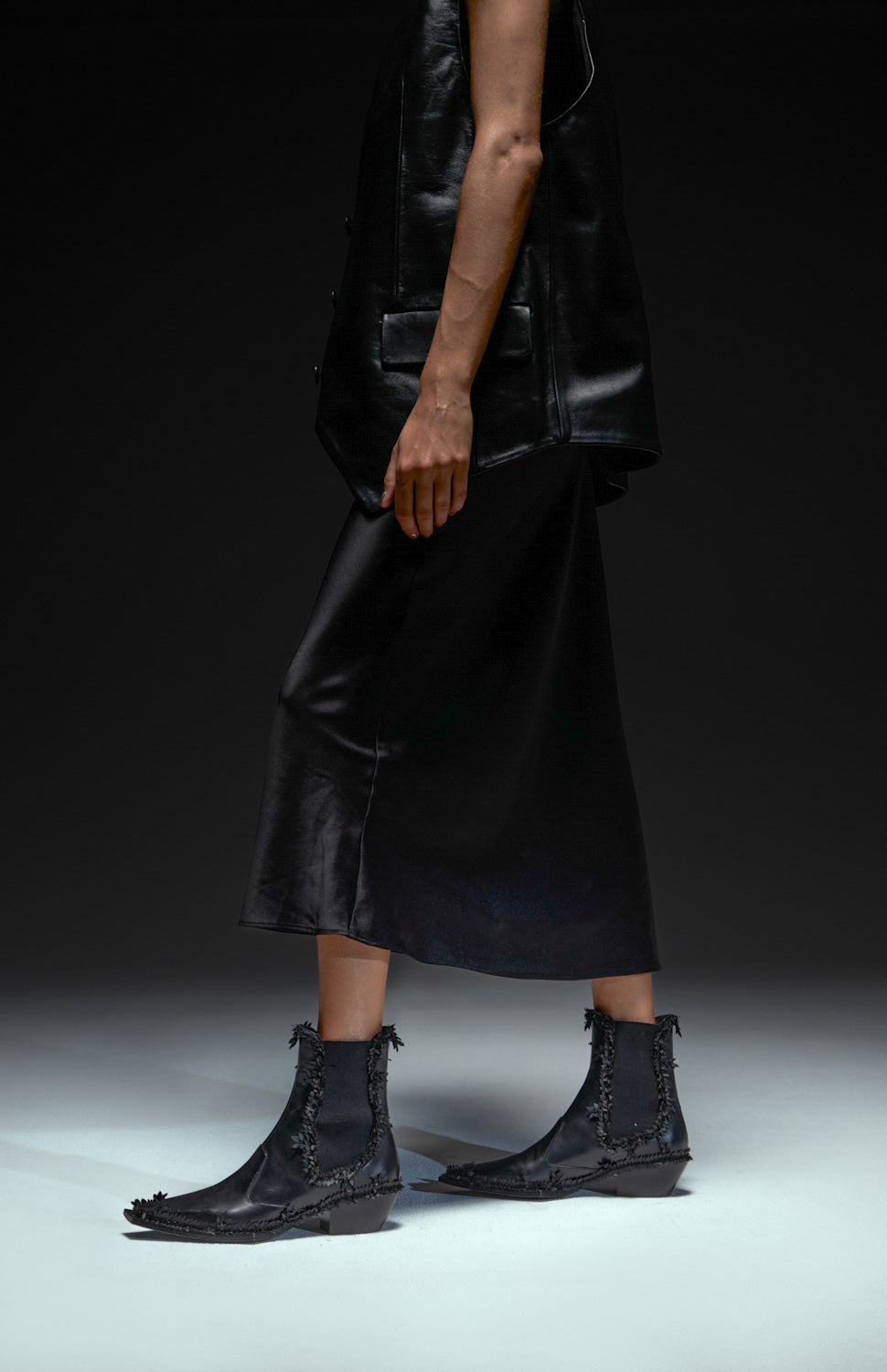 LENKA DEEP BLACK